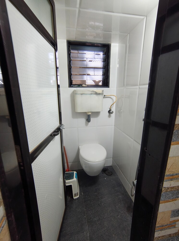 Bathroom, akshita-avenue 2 Bedroom 600 Sq.Ft. Apartment In Borivali West Mumbai 9587203
