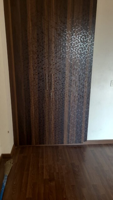 Bedroom in 4 BHK Apartment at BPTP Parkland Pride, Sector 77 – for Rent