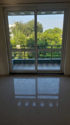 Balcony in 4 BHK Apartment at BPTP Parkland Pride, Sector 77 – for Rent