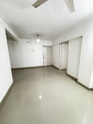 Room in 2 BHK Apartment at Koregaon Park – for Rent