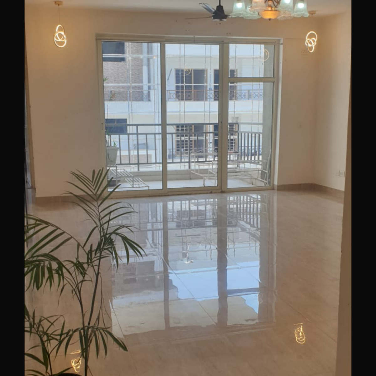 3 BHK Builder Floor For Rent in Puri Kohinoor