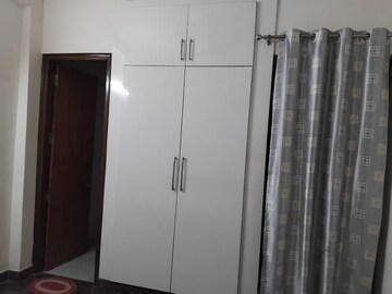 2 BHK Apartment For Rent in RWA Apartments Sector 19, Sector 19