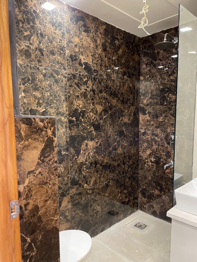 Attached Bathroom, amolik-residency 2.5 Bedroom 1100 Sq.Ft. Builder Floor In Sector 86 Faridabad 9587445