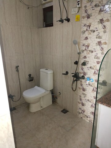 Bathroom in 2 BHK Apartment at RWA Apartments Sector 19, Sector 19 – for Rent