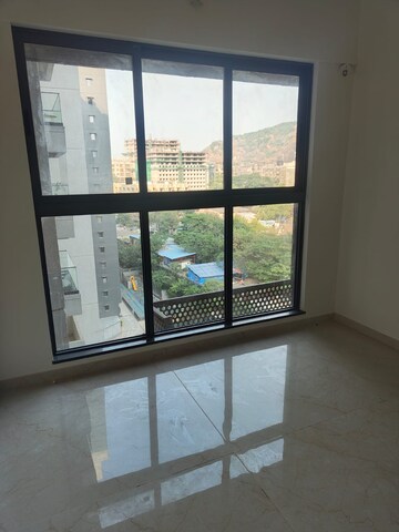 Room in 1 BHK Apartment at Godrej Urban Park, Chandivali – for Rent