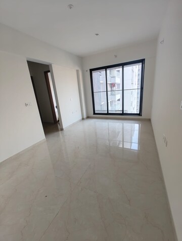 Room in 1 BHK Apartment at Godrej Urban Park, Chandivali – for Rent