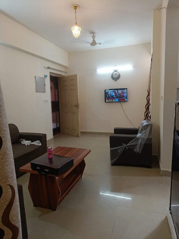 Room, rwa-apartments-sector-26 3 Bedroom 1600 Sq.Ft. Apartment In Sector 26 Noida 9587527