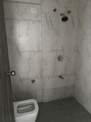 Bathroom in 2 BHK Apartment at Koregaon Park Annexe – for Rent