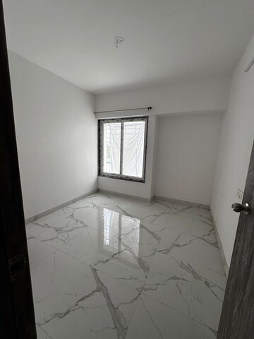 Room in 2 BHK Apartment at Koregaon Park Annexe – for Rent