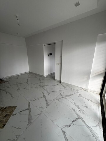 Room in 2 BHK Apartment at Koregaon Park Annexe – for Rent