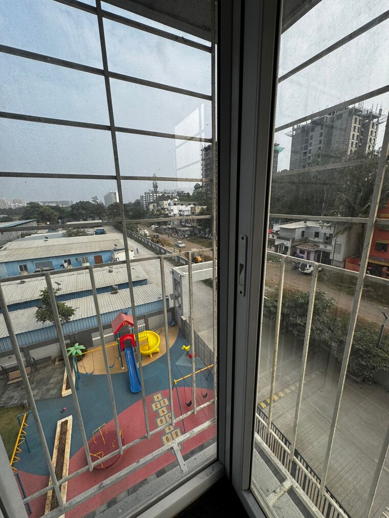 Balcony, koregaon park annexe 2 Bedroom 940 Sq.Ft. Apartment In Koregaon Park Annexe Pune 9587522