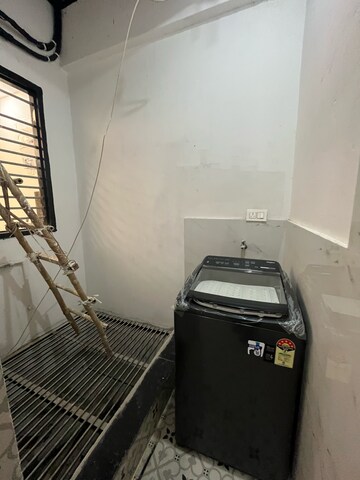  1 BHK Builder Floor at Ansal Sushant Lok I, Sector 43 – for Rent