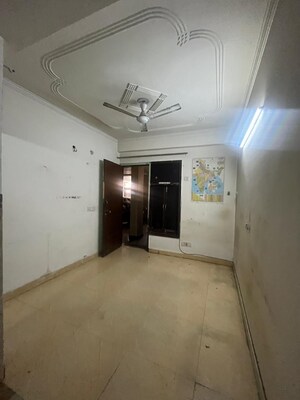 1 RK Builder Floor For Rent in Saket
