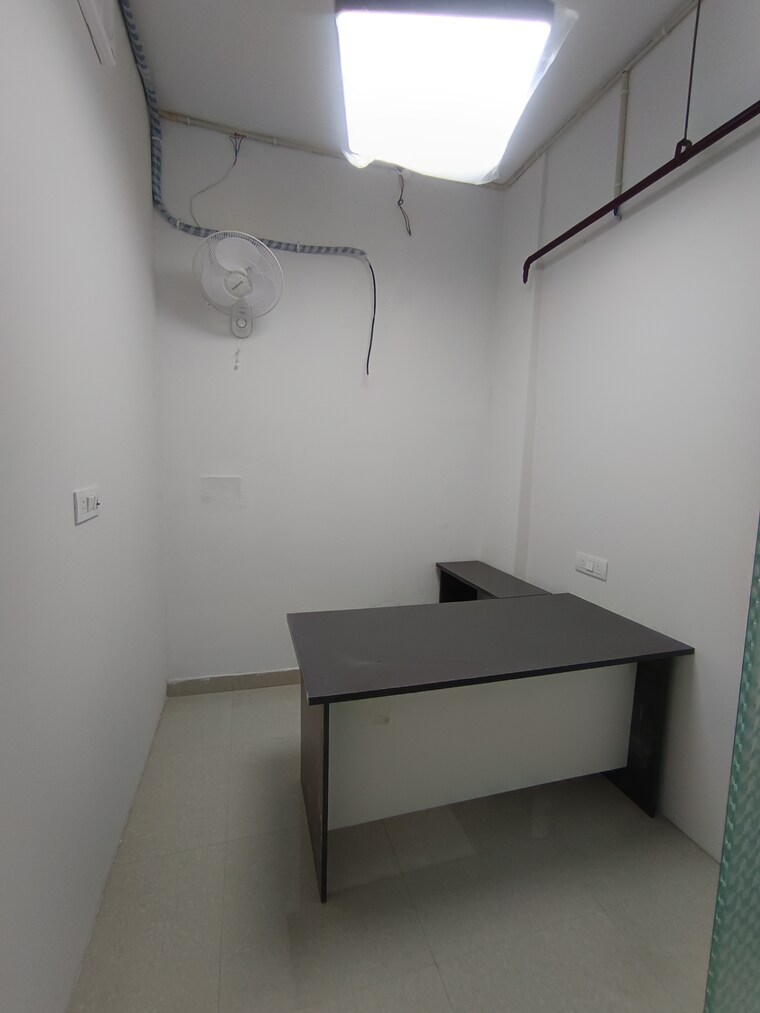 Floor Plan, sector 2 Commercial Office Space 600 Sq.Ft. In Sector 2 Noida 9587611