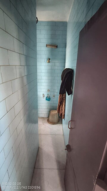 Furnished Amenities in 2 BHK Builder Floor at Saket – for Rent