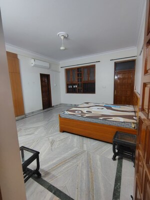 3 BHK Builder Floor For Rent in Sector 23