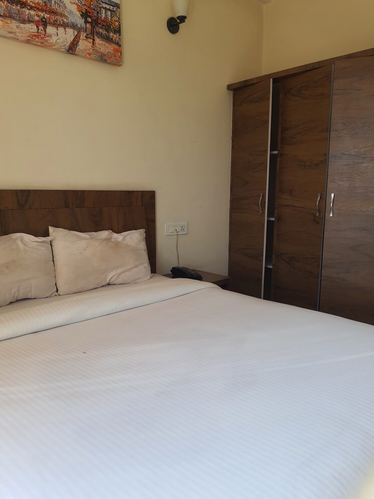 Bedroom, malyana 6+ Bedroom 5000 Sq.Ft. Independent House In Malyana Shimla 9587707