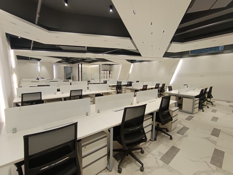 Team Area, sector 3 Commercial Office Space 4500 Sq.Ft. In Sector 3 Noida 9587857