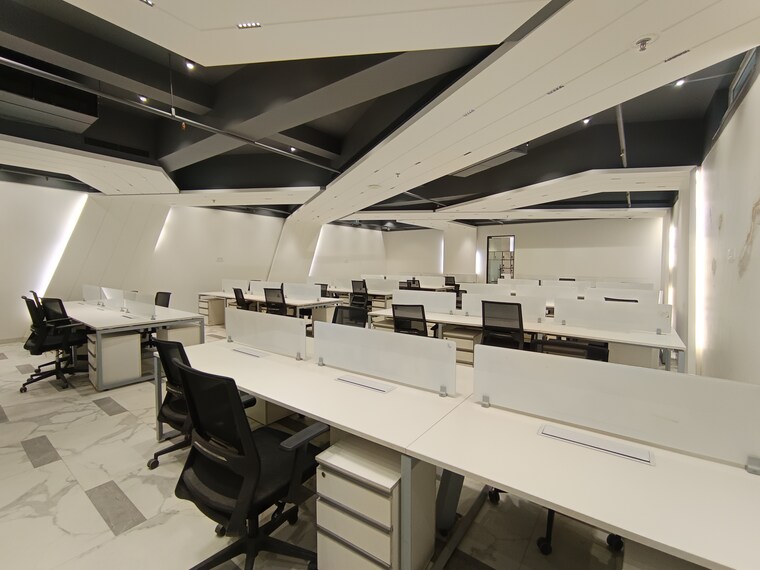 Team Area, sector 3 Commercial Office Space 4500 Sq.Ft. In Sector 3 Noida 9587857