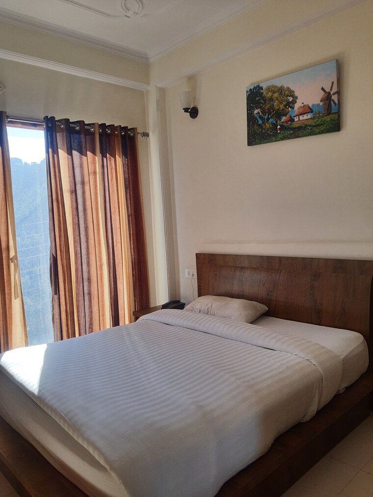 Master Bedroom, malyana 6+ Bedroom 5000 Sq.Ft. Independent House In Malyana Shimla 9587707