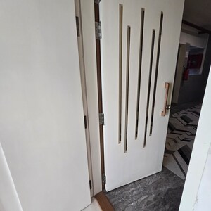 Furnished Amenities in 2 BHK Apartment at Wadhwa Pristine, Matunga West – for Rent