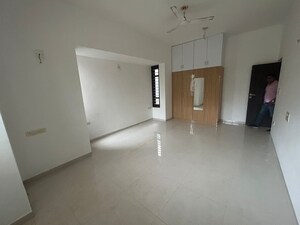 Room in 4 BHK Villa at Shilaj – for Rent
