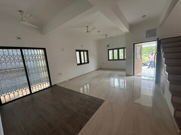Bedroom in 4 BHK Villa at Shilaj – for Rent