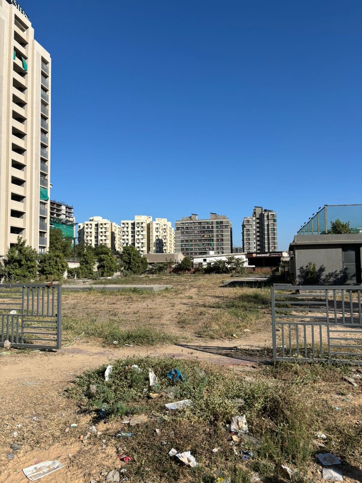 Exterior View, vaishnodevi circle Commercial Land 2600 Sq.Yd. In Vaishnodevi Circle Ahmedabad 9587805