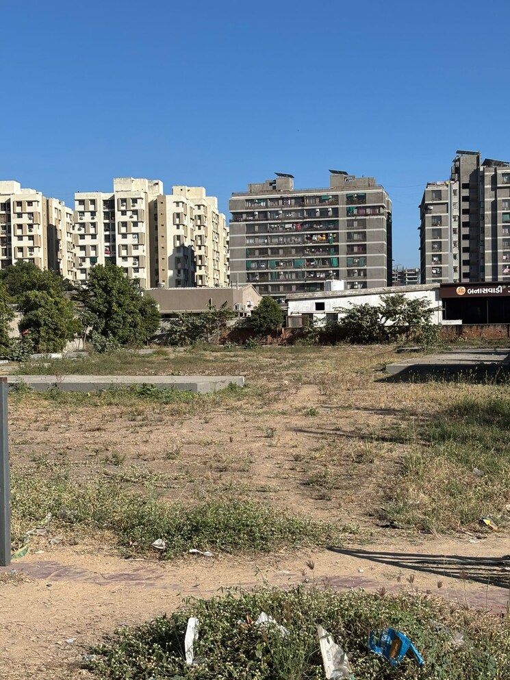 Exterior View, vaishnodevi circle Commercial Land 2600 Sq.Yd. In Vaishnodevi Circle Ahmedabad 9587805