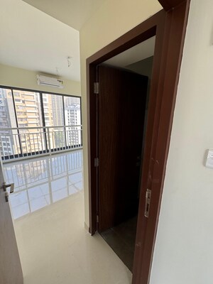 Room in 2 BHK Apartment at Dynamix Divum, Malad East – for Rent
