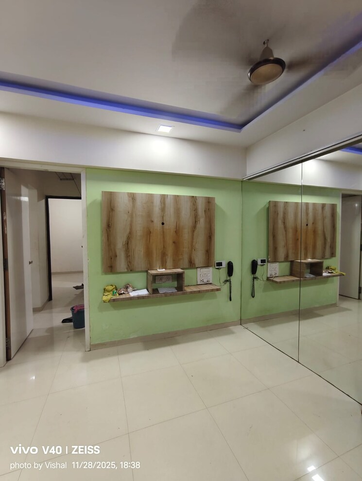 Living Room, raunak-heights 1 Bedroom 450 Sq.Ft. Apartment In Ghodbunder Road Thane 9588044