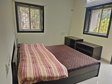 Bedroom in 2 BHK Apartment at Jai Ashoka CHS, Goregaon East – for Rent