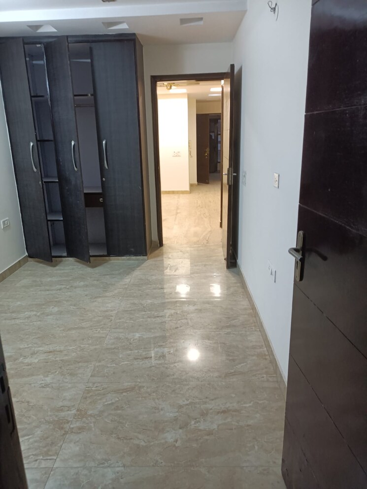 Bedroom, vivek vihar 3 Bedroom 1250 Sq.Ft. Builder Floor In Vivek Vihar Delhi 9588131