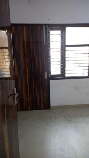 Room in 2 BHK Builder Floor at Rohini Sector 8 – for Sale