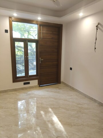 Room in 1 BHK Apartment at Sector 23 Dwarka – for Sale