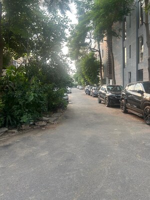   Plot at Sector 60 – for Sale