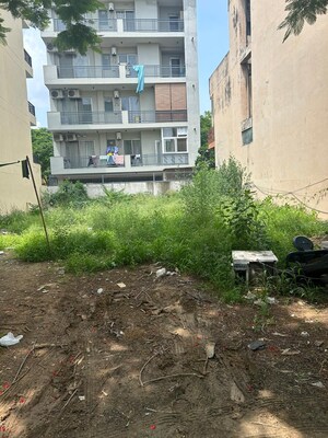  Plot For Sale in Sushant Lok ii