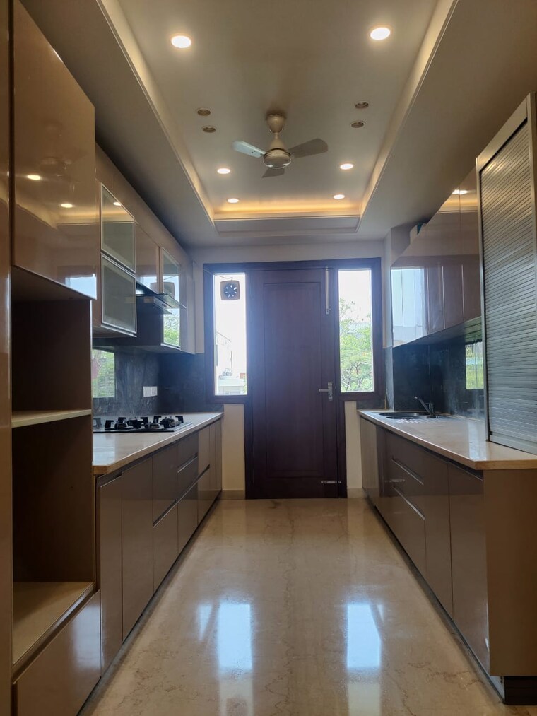 Kitchen, south city 1 4 Bedroom 502 Sq.Ft. Apartment In South City 1 Gurgaon 9588312