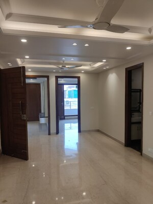 Building Lobby in 4 BHK Apartment at South City 1 – for Rent