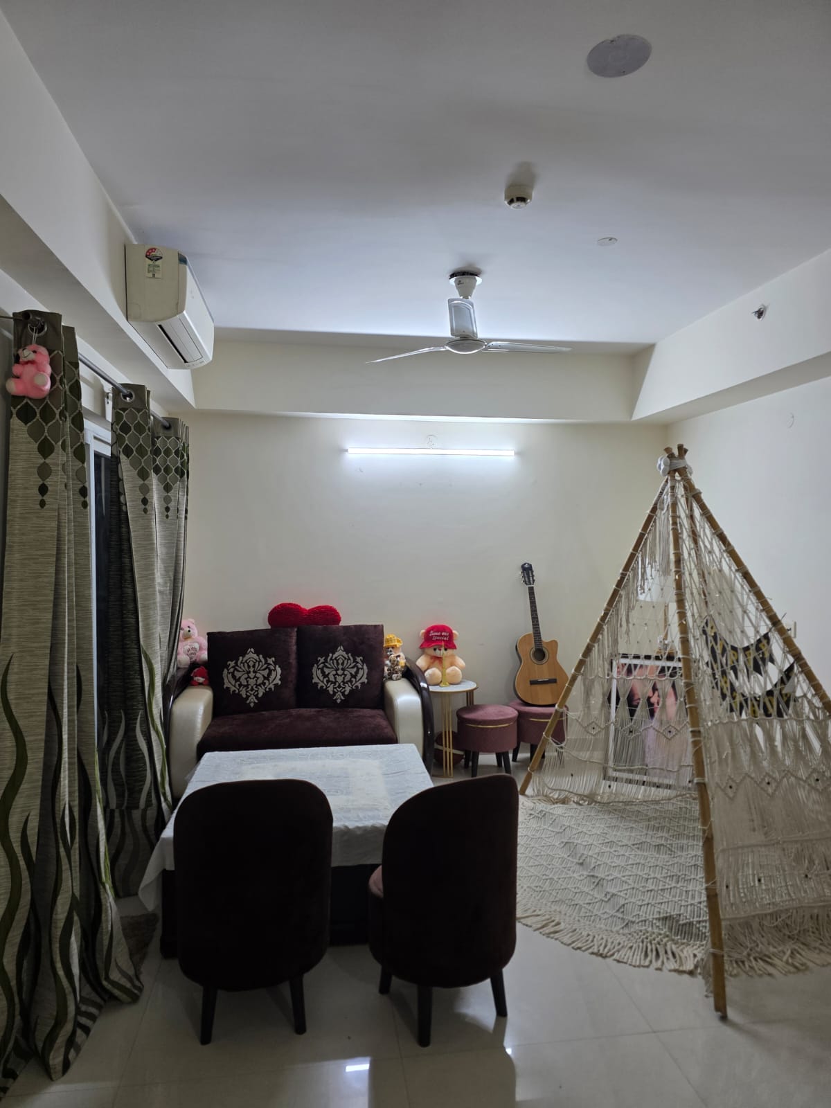 2 BHK Apartment For Rent in Adani Aangan