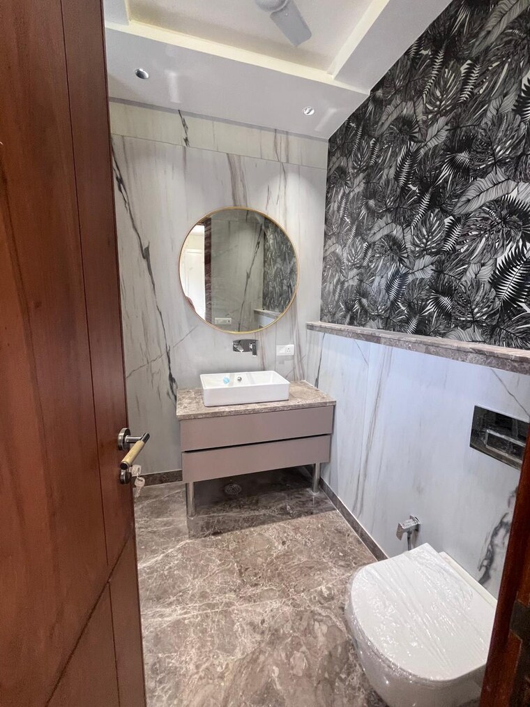 Bathroom, madhur-apartment 3 Bedroom 1350 Sq.Ft. Apartment In Paschim Vihar Delhi 9588405