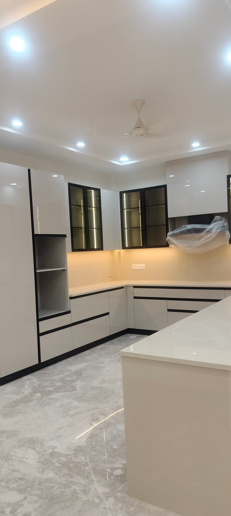 Kitchen, janakpuri 4 Bedroom 325 Sq.Yd. Builder Floor In Janakpuri Delhi 9588561