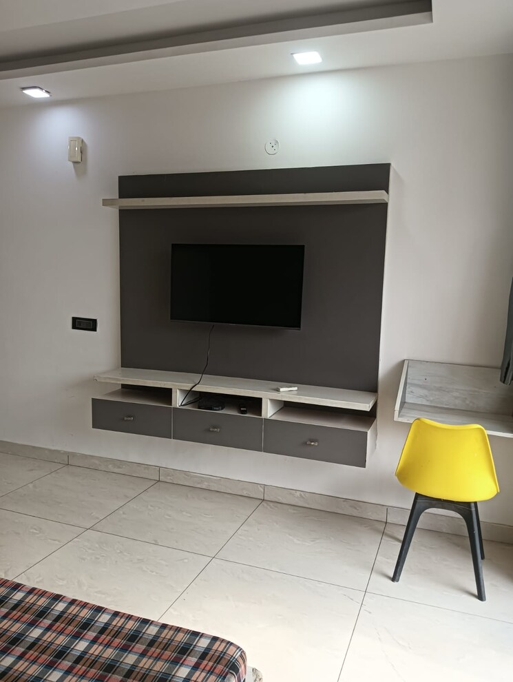 undefined, dlf-atria 1 Bedroom 221 Sq.Ft. Builder Floor In Dlf Phase ii Gurgaon 9588617