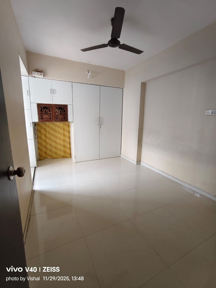 Room, shree-vrushti 2 Bedroom 700 Sq.Ft. Apartment In Ghodbunder Road Thane 9588650