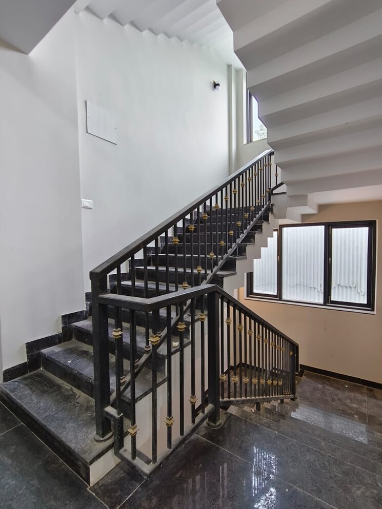 undefined, sector 31 2 Bedroom 324 Sq.Ft. Independent House In Sector 31 Gurgaon 9588692