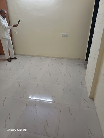 Room in 2 BHK Apartment at Kopar Khairane – for Rent