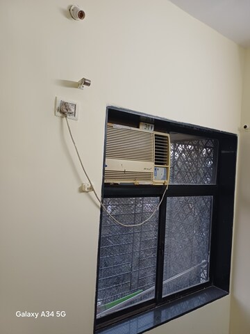 Bedroom in 2 BHK Apartment at Kopar Khairane – for Rent