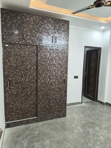 3 BHK Builder Floor For Sale in Dwarka Mor