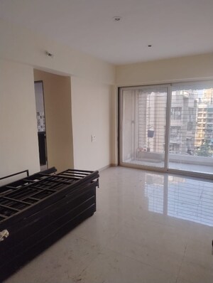 Room in 2 BHK Apartment at SR Thakur Residency, Ulwe – for Rent