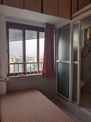 Room in 1 BHK Apartment at Bandra West – for Rent